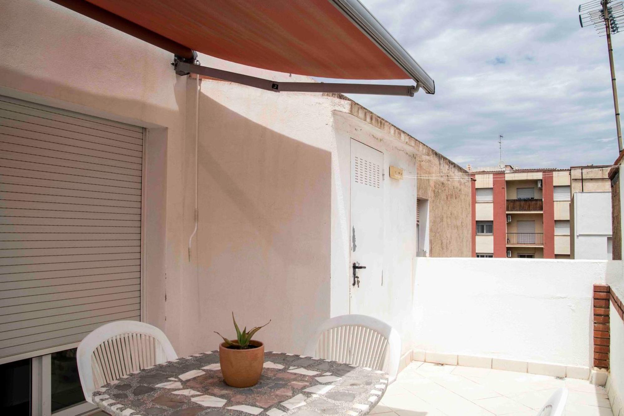 Loftcambrils Apartment Ngoại thất bức ảnh